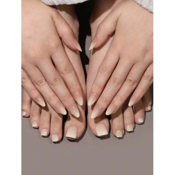 24 piéces faux ongles - ruban adhésif double face