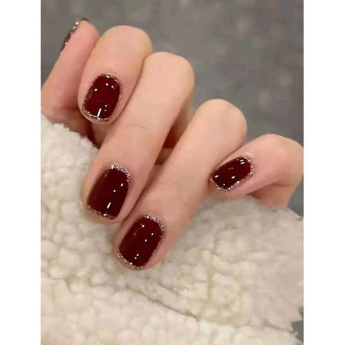 24 piéces faux ongles avec ruban adhésif double face