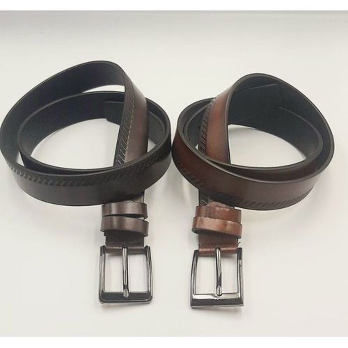 Portefeuille Hommes parfait pour accompagner votre tenue décontractée.