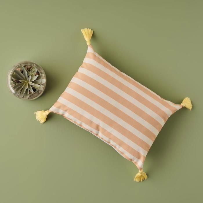 Saint Tropez Cushion Salmon (35x50 cm)
