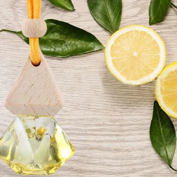 Pendentif de bouteille de parfum de voiture en forme de diaman