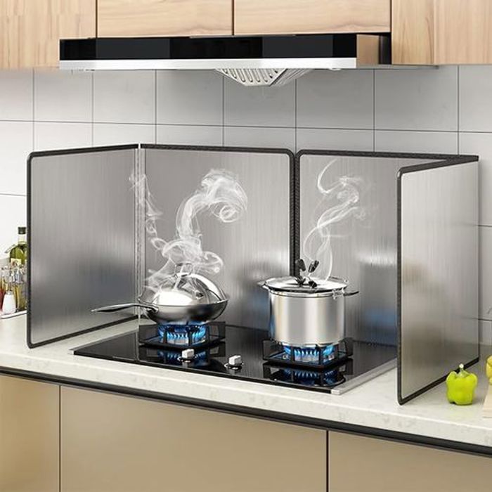 plaques de cuisson à 3 côtés empêchent les éclaboussures d'huile