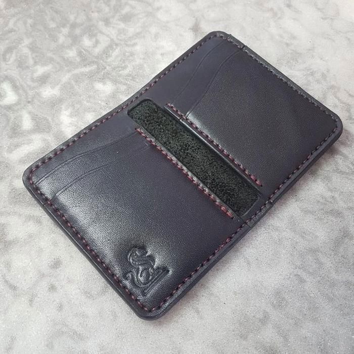 Portefeuille - HANDMADE - Cuir Italien - 5 emplacements cartes - Fait main - Bordeaux