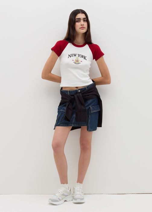 Ribbed T-shirt with embroidery - White/Red