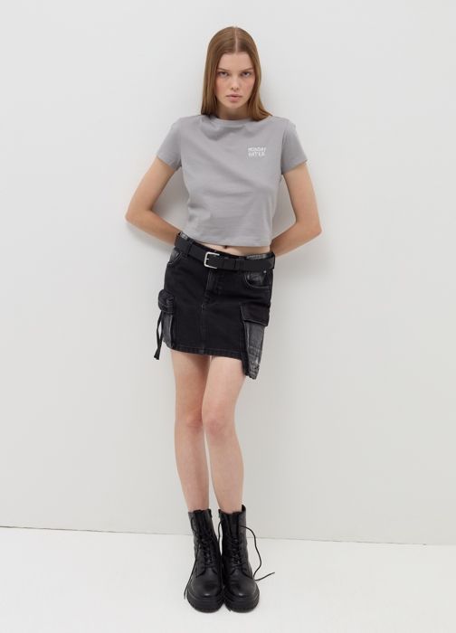 Crop T-shirt with lettering embroidery - Stone Grey