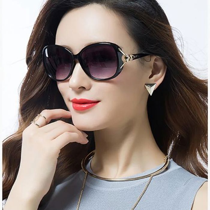 Lunettes de soleil rondes classique verres protection UV400 pour femmes- Noir