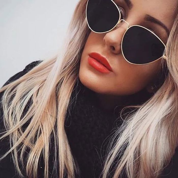 Lunettes de Soleil Femmes Rétro Œil de Chat Noir cadre doré de Luxe UV400
