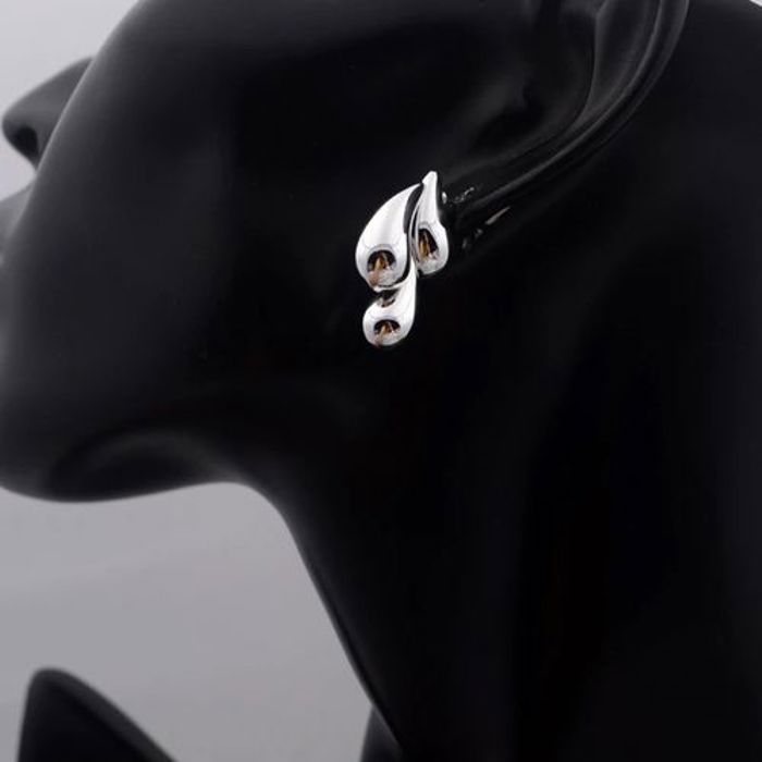 Boucles d'oreilles gouttes d'eau géométrique