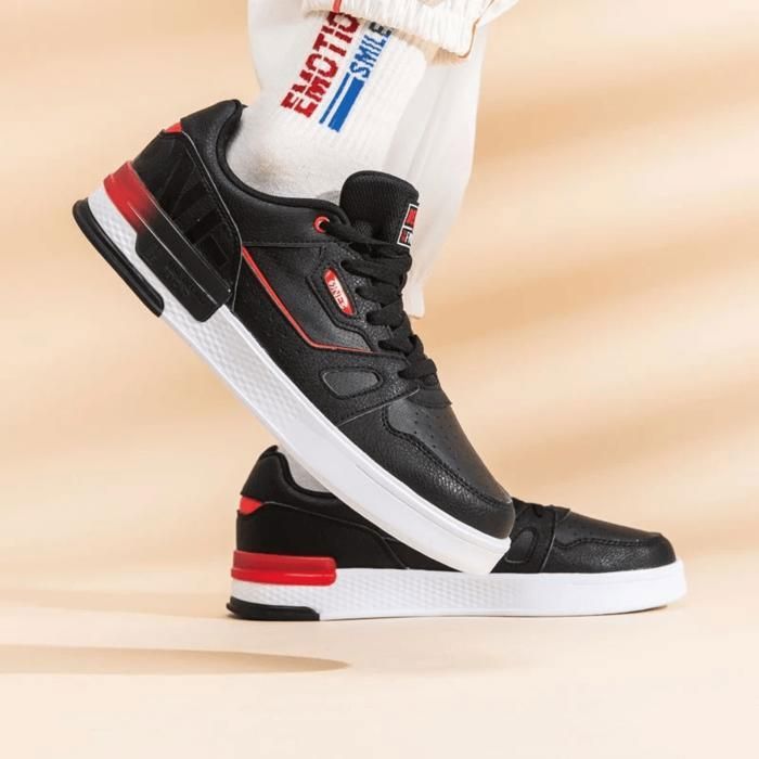Baskets noires élégantes et sportives - Taille 40