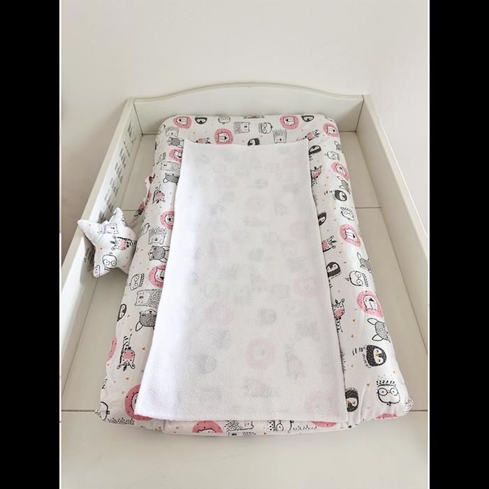 matelas à langer forêt animaux rose