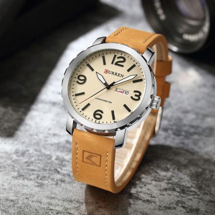 Curren 8273 élégant cuir PU résistant à l'eau montre-bracelet à quartz-affichage de la date