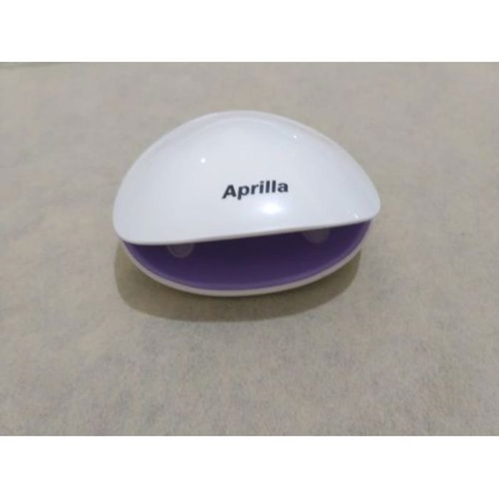 Aprilla sèche a angle à ultraviolets à  LED fonctionne avec piles