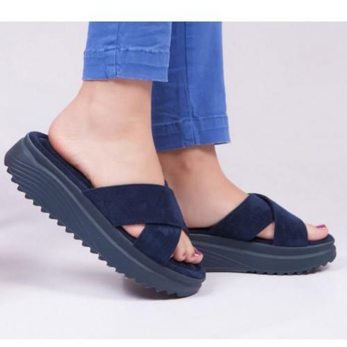 Sabot à talons compensés - MARQUE - Modèle - Hauteur 6 cm - Bout ouvert - Couleur bleu