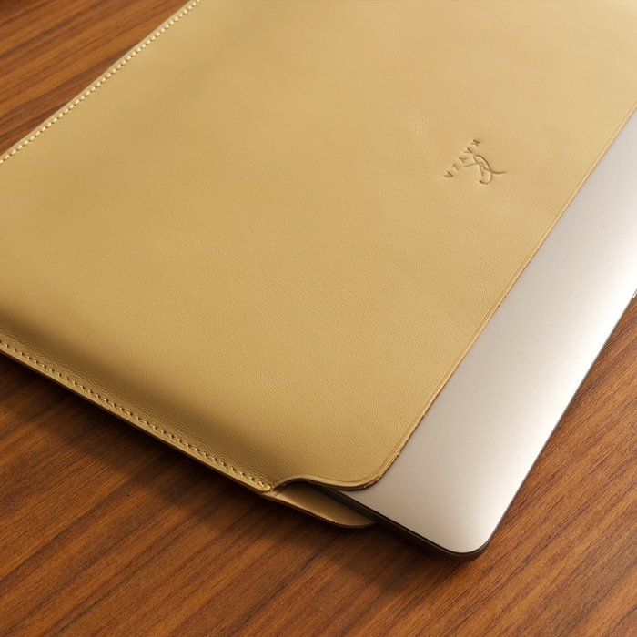 Étui en cuir - KAYZA - MacBook 16" - Beige - Protection contre les chocs - Cuir véritable