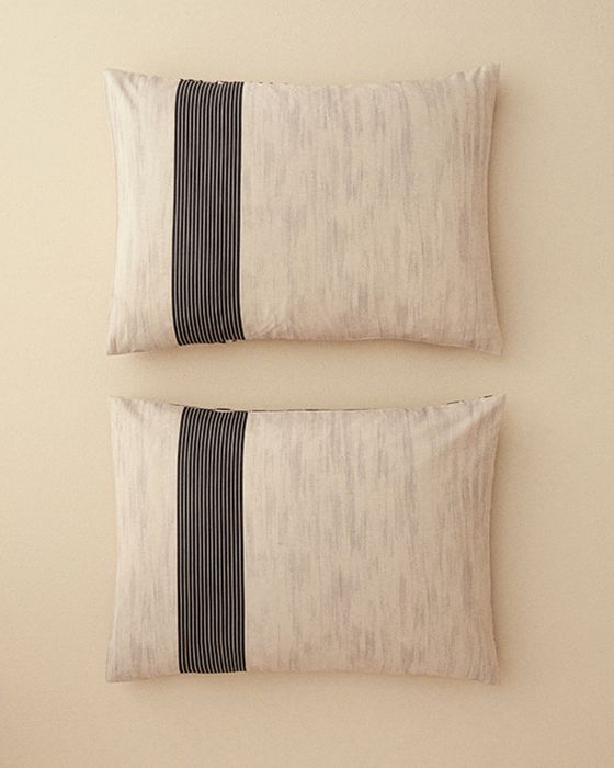 Ensemble de 2 taies d’oreiller Geodesic en coton doux - Coloris Anthracite, 50 x 70 cm