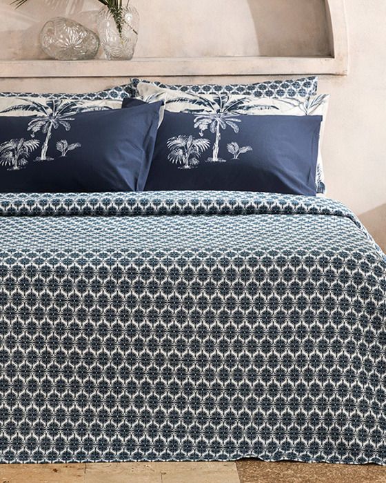 Couvre-Lit Imprimé Mini Cercles - Coloris Bleu Marine 150 x 220 cm