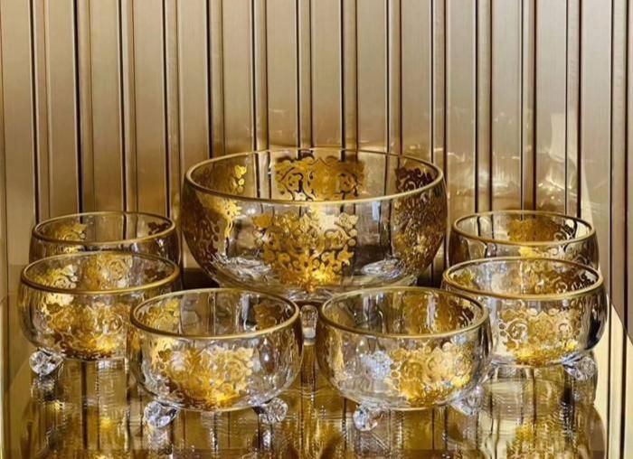 Ensemble de Saladier OU SET GATEAU de 7 pièces en cristal d Italie détail doré