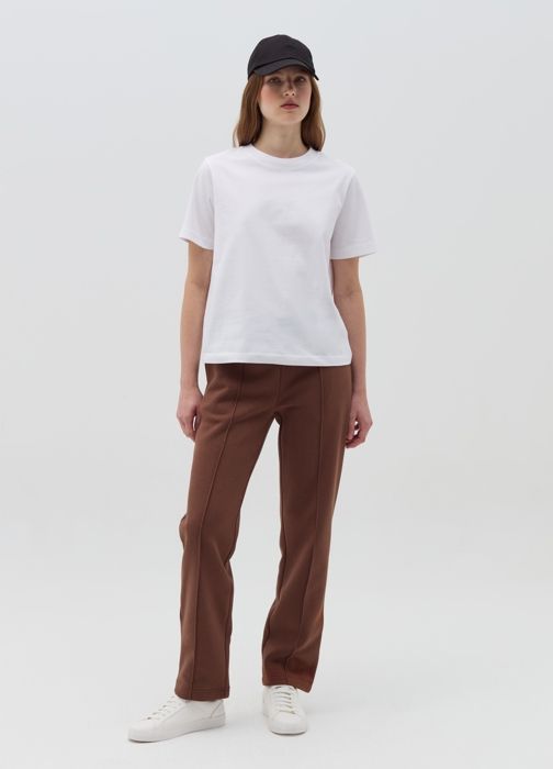 Le jogger coupe droite essentiel - Cognac Brown