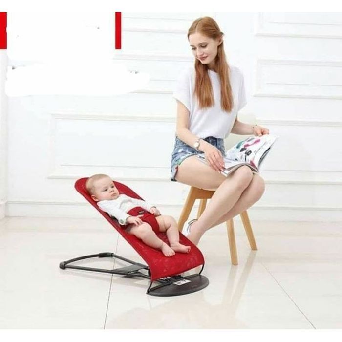 Chaise berçante confortable pour bébé en Greuna