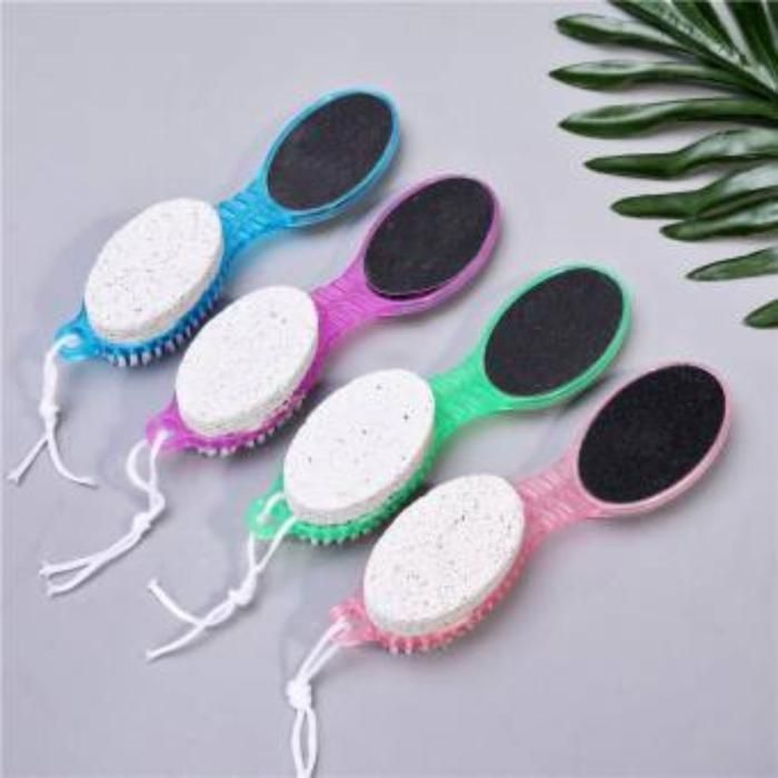 4 en 1 brosse de manucure et nettoyage des ongles