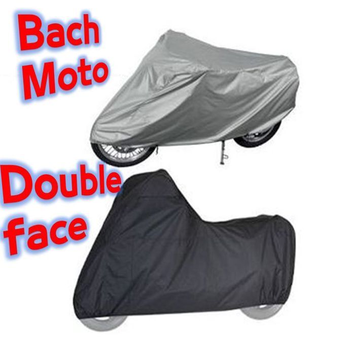 Housse pour moto résistante à l'eau et au soleil, de la marque Bach moto, pour protéger votre moto des intempéries.