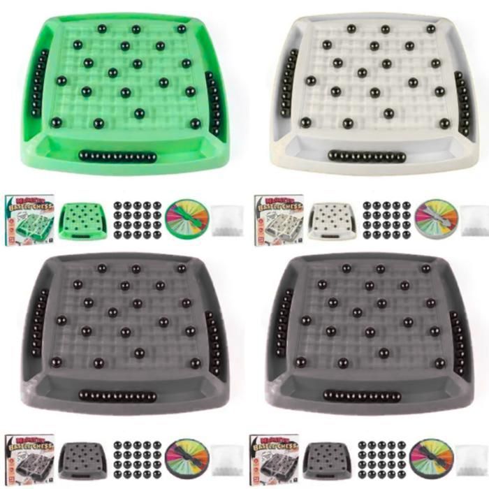 Jeu d'échecs compact avec pièces aimantées et plateau magnétique.