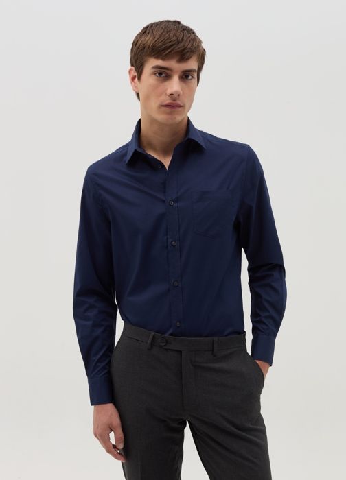 Chemise coupe classique avec poche