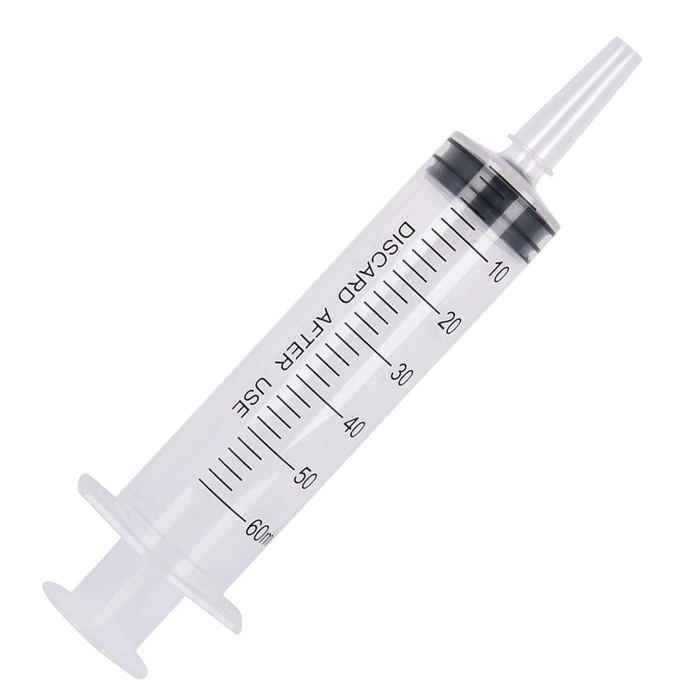 SERINGUE A gavage a usage de nutrition