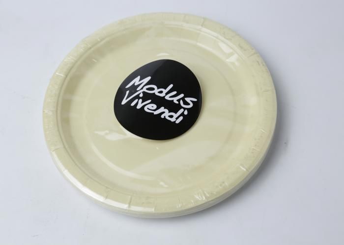 10 ASSIETTES EN PAPIER BEIGES MODUS VIVENDI 18CM