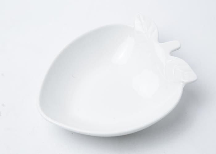 Saucier blanc en porcelaine – Forme de pêche, 13 x 10,5 x 3,6 cm
