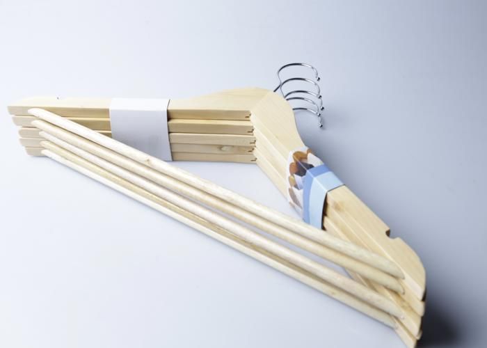 Cintres en bois - GENERAL - Set de 5 - Barre de pantalon - Bois massif - Design contemporain