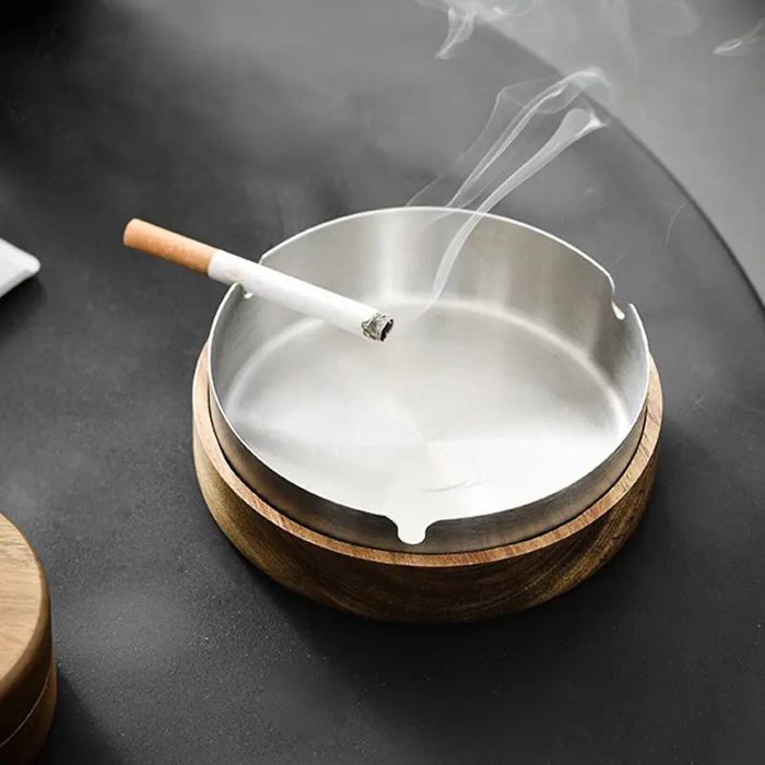 CENDRIER ROND EN ACIER INOXYDABLE ET BOIS 8CM