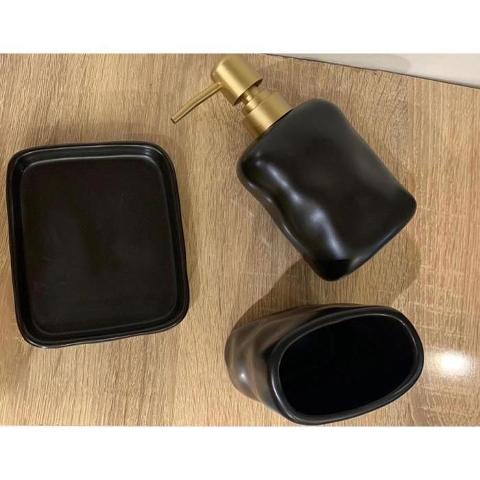 accessoires de la salle de bain en porcelaine couleur noir