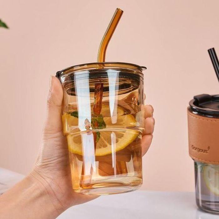 Tasse isotherme au style et au motif cool avec paille et couvercle