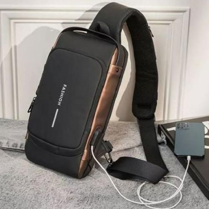 Sac à bandoulière - GENERIC - Imperméable - Antivol - Chargeur USB - Noir