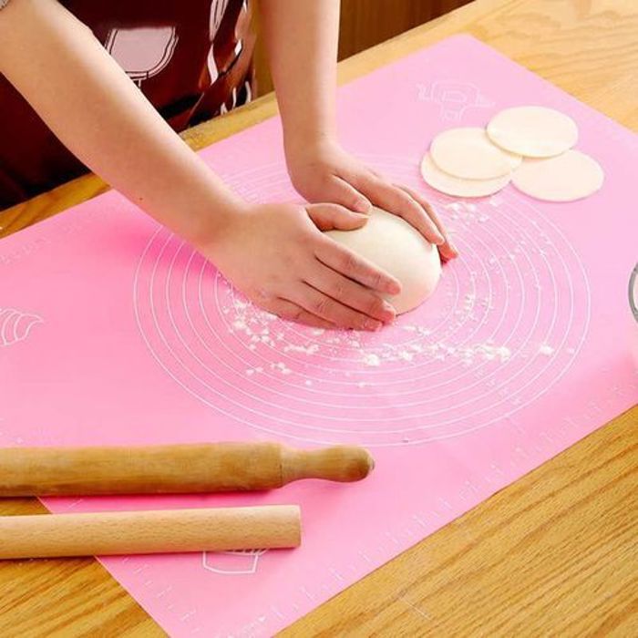 Tapis de cuisson en silicone antidérapant pour pâtisserie – Facile à nettoyer – Durable – Couleur aléatoire
