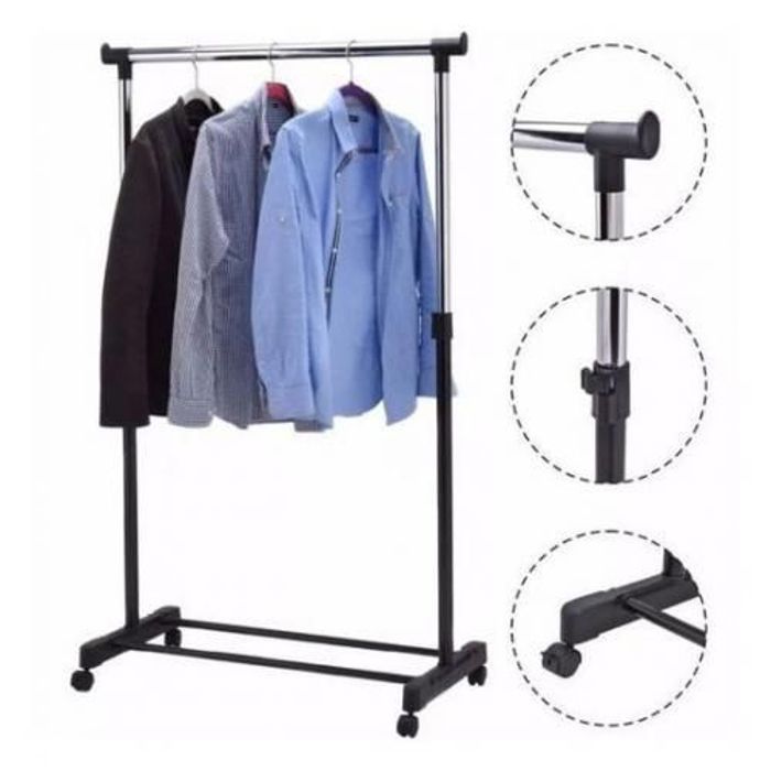 Porte-manteau portable avec roues