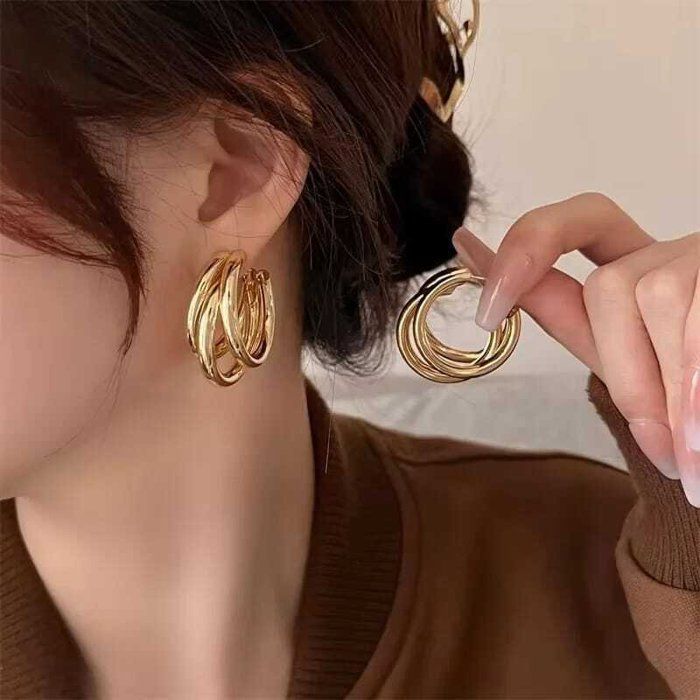 Boucles d'Oreilles - Vintage - Créoles Géométriques - Métal Doré - Mode Coréenne 2024 - Élégantes