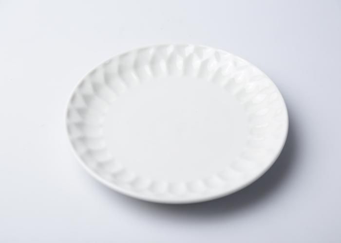 Assiette 14 cm en Porcelaine Blanche Gravée