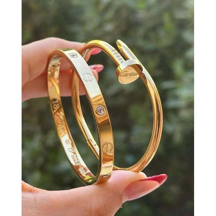 Bracelets rigides en or style luxe