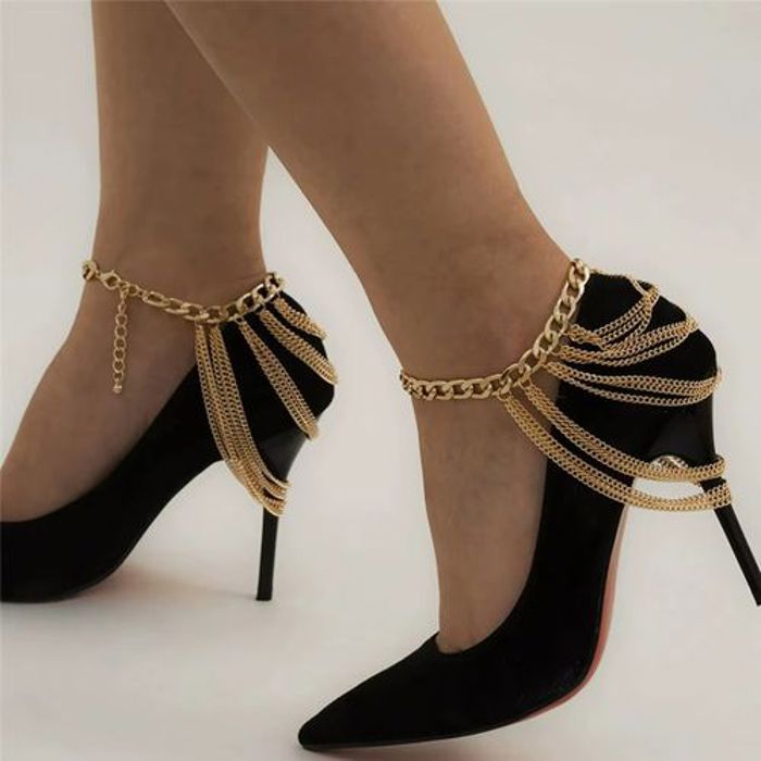 Bracelet de cheville multicouche pour femme — Bijou de pied élégant pour chaussures à talons