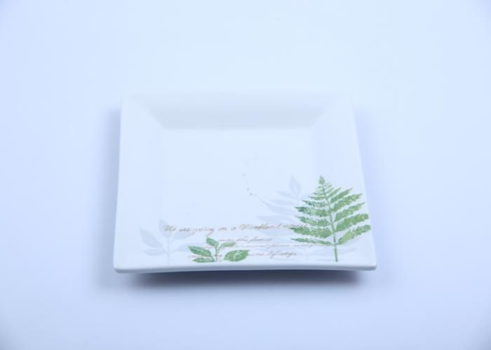 Assiette Carrée en Porcelaine Décorée (S) 15,3 cm