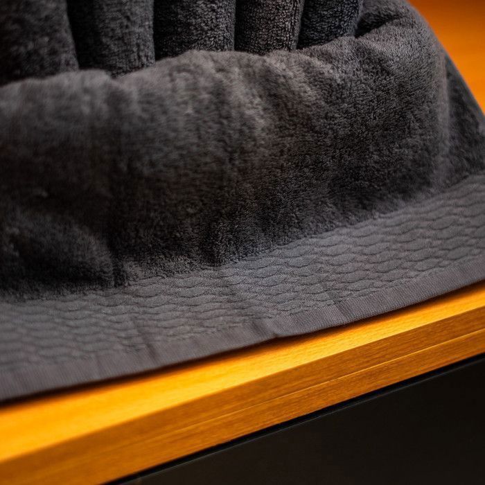 Serviette de bain - Caramela - Gris foncé - 50x90 cm - Coton ultra-absorbant - Toucher velouté