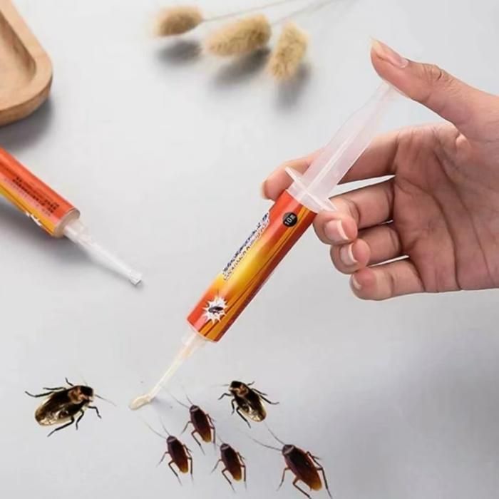 Produit anti-cafards puissant et sécurisé pour salle de bain, chambre et cuisine.
