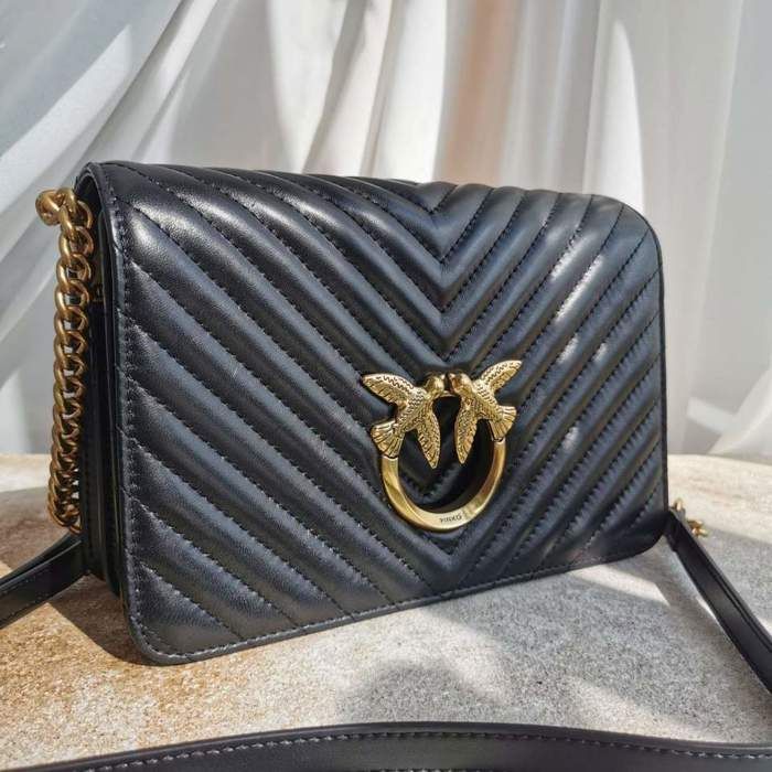 Sac bandoulière - GENERIC - Matelassé noir - Détail doré oiseaux - Chaîne dorée - Intérieur pratique