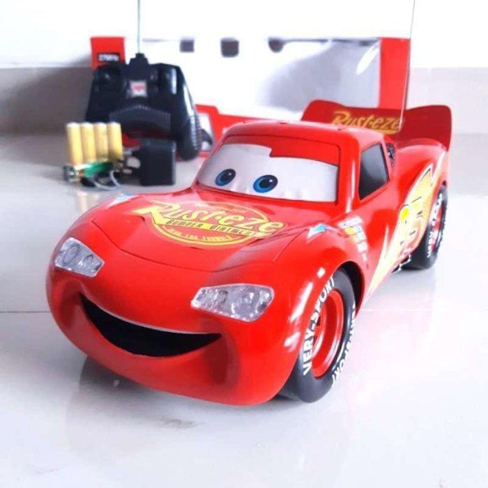 Voiture télécommandée Flash McQueen – Cars