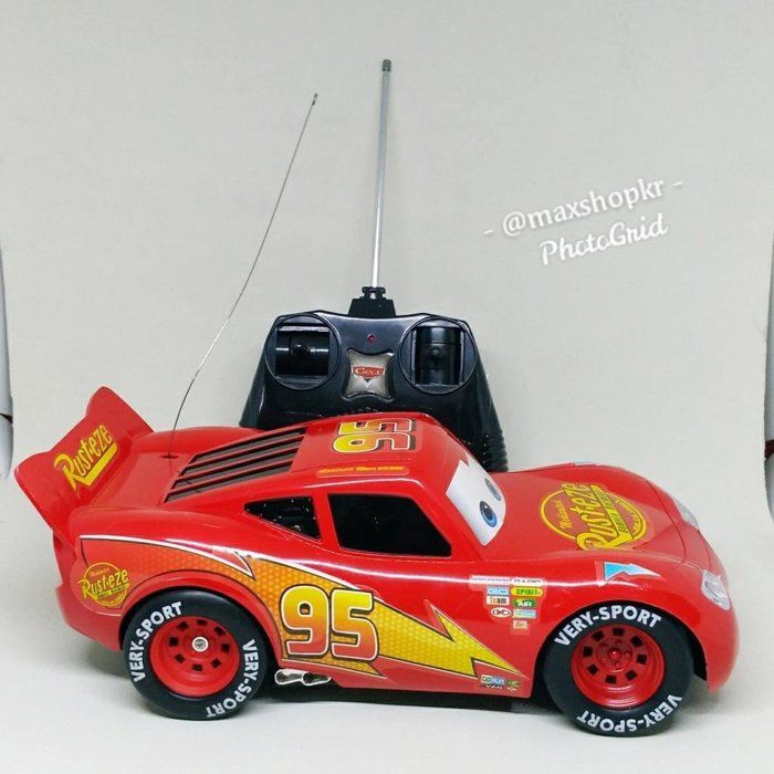 Voiture télécommandée Flash McQueen – Cars