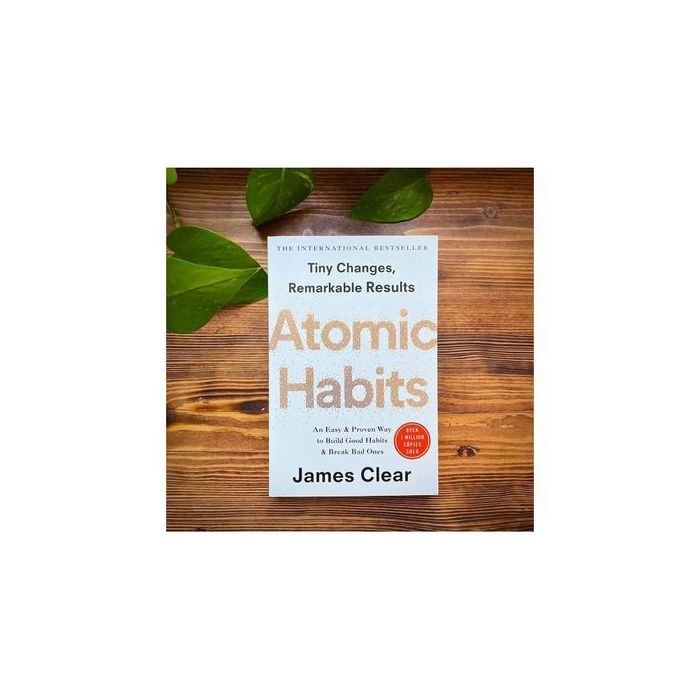 ATOMIC HABITS James Clear ;
