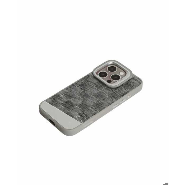 Coque de Protection Élégante pour iPhone 16 Pro  – Design Damier Tissé