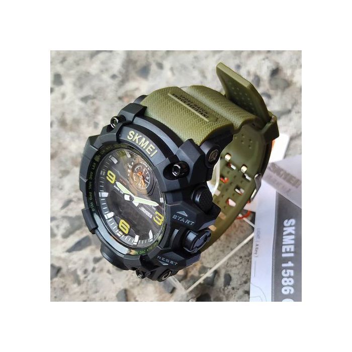 Montre Numérique - SKMEI - Modèle Sportif - Étanchéité 5 Bars - Chronographe - Alarme LED